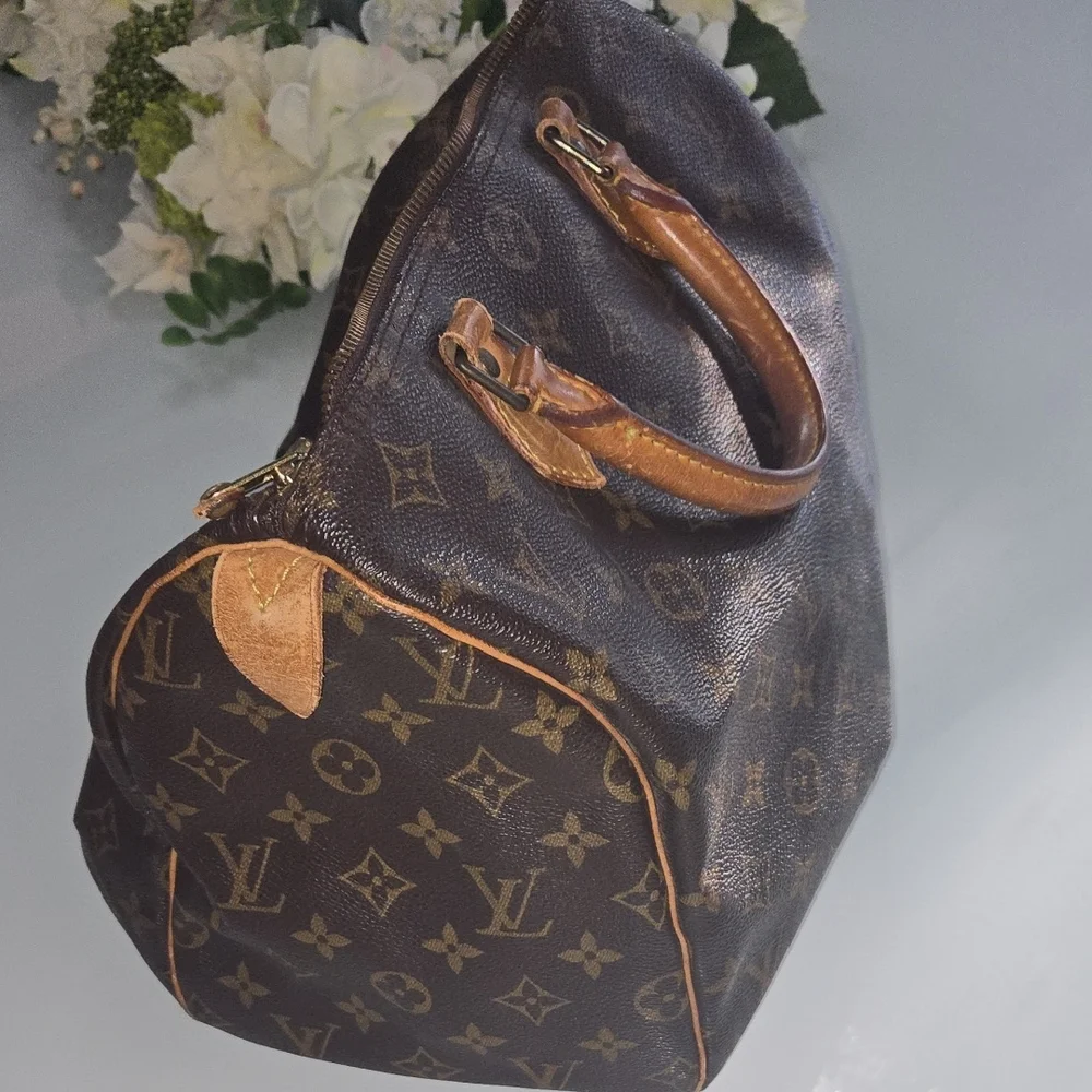 Lv Elegant Designer Speedy Handbag - Picture 13 of 13